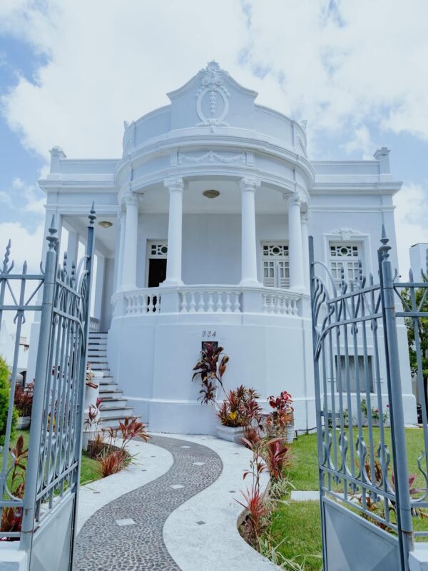 Prédio histórico da década de 20 passa por revitalização em João Pessoa