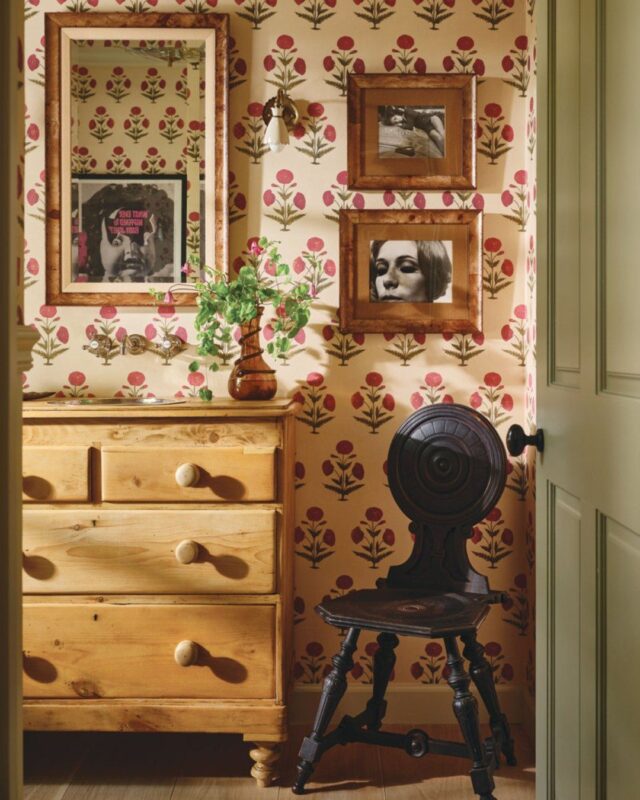 Casa de Bonecas: o estilo vintage e aconchegante do lar de Emma Roberts