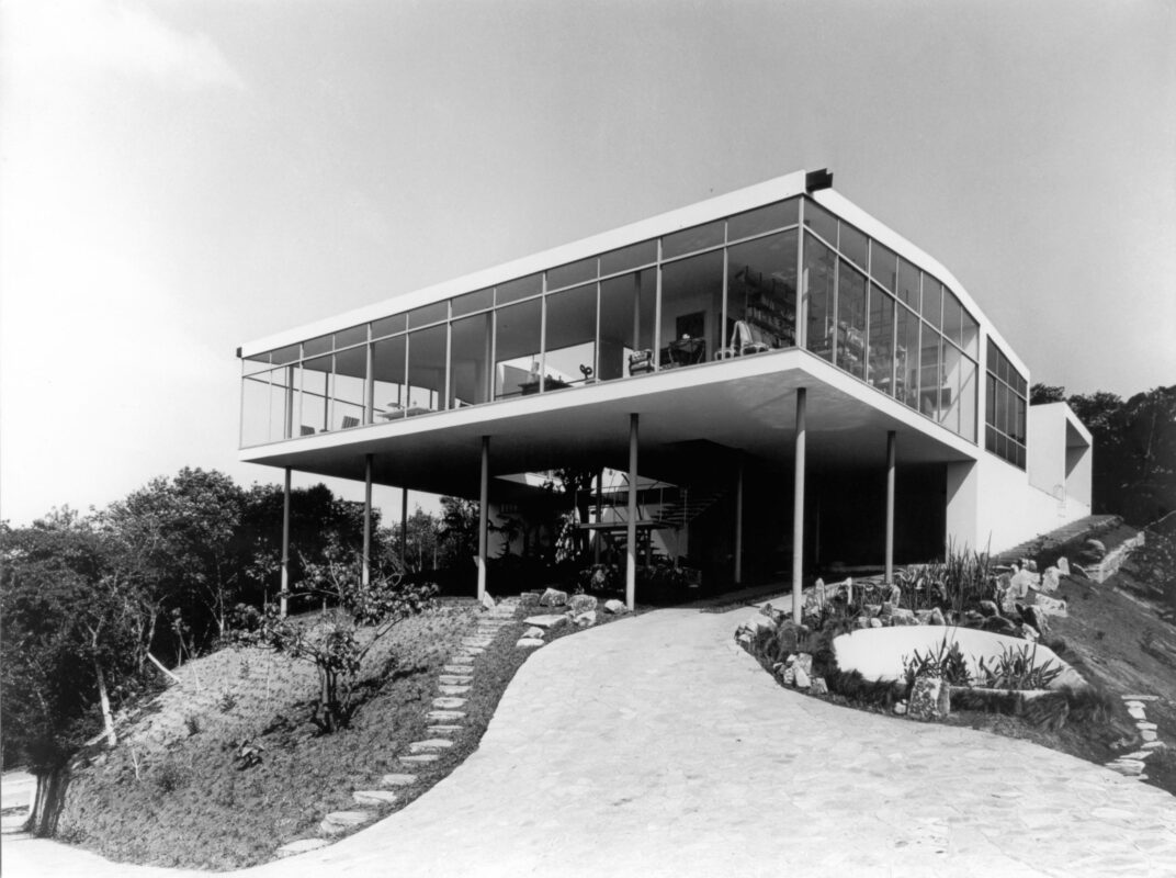Casa de Vidro: a transparência de Lina Bo Bardi 