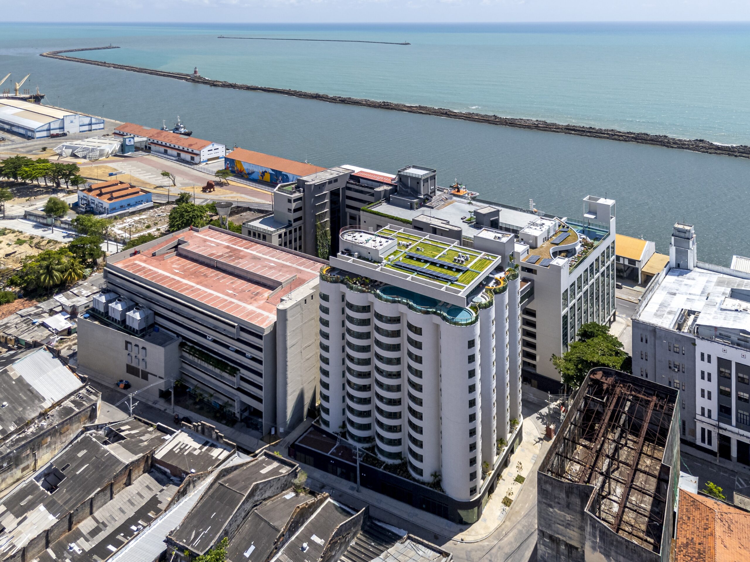 De depósitos de trigo a moradia: o renascimento dos Silos no Recife Antigo