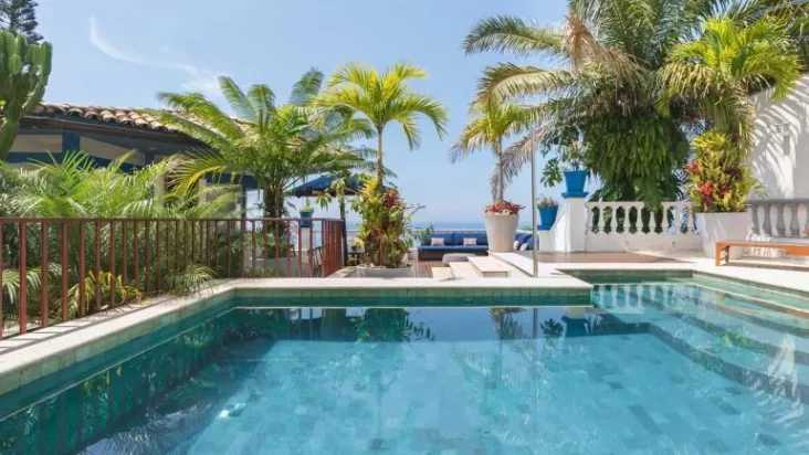 Mansão de Elis Regina no Rio: Luxo histórico por diárias de R$ 4.476