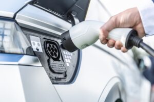 Pesquisa liga carros elétricos à redução de gás ligado a AVC e doenças cardíacas