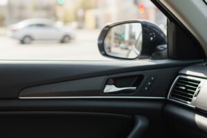 Vidro elétrico do carro: saiba como testar corretamente o funcionamento