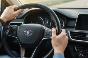 Carro puxando para o lado? 5 causas do problema na suspensão e rolamentos, segundo especialistas