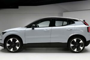 Volvo recua dos elétricos e amplia foco em híbridos