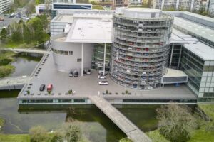 Volkswagen encerra produção na fábrica de Dresden, na Alemanha