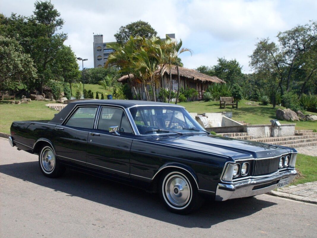 Ford Landau: ícone de luxo nos anos 70 e 80 Ford Landau: ícone de luxo nos anos 70 e 80