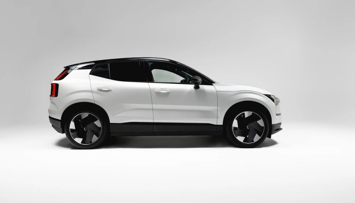 Volvo EX30 Cargo: SUV elétrico vira furgão premium para frotas corporativas Volvo EX30 Cargo: SUV elétrico vira furgão premium para frotas corporativas