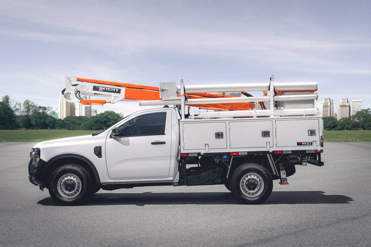 Ford lança Ranger cabine simples para redefinir padrão das picapes de trabalho