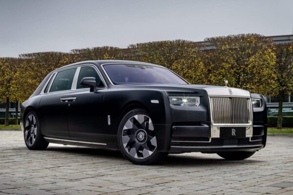 Rolls-Royce Phantom: como ditou o padrão do luxo mundial ao longo de 100 anos