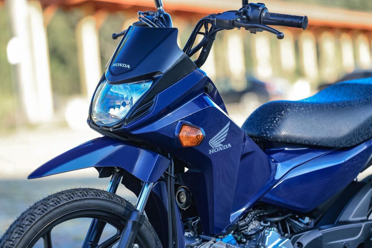 Honda Pop 110i ES 2027: A revolução do freio manual e rodas de liga-leve por R$ 10.588