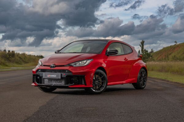 GR Yaris: hatch de duas portas com unidades limitadas por R$ 354.990