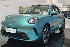 GWM Ora 5 híbrido promete rodar mais de mil kms com um tanque