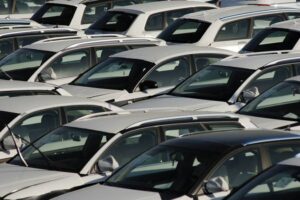Entregas de automóveis na Europa avançam 7% em abril