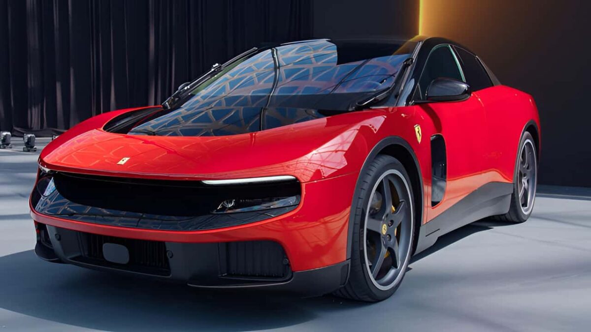 Ferrari Luce: a primeira elétrica da marca chega com 1.050 cv e preço de 550 mil euros Ferrari Luce: a primeira elétrica da marca chega com 1.050 cv e preço de 550 mil euros
