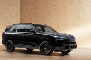 GWM Wey 07 Dark Edition chega ao Brasil por R$ 432.000 com visual escurecido