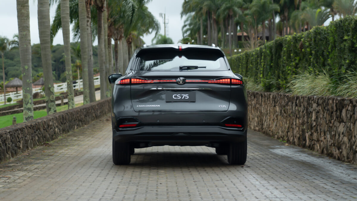 CAOA Changan lança o SUV CS75 no Brasil por R$ 199.990