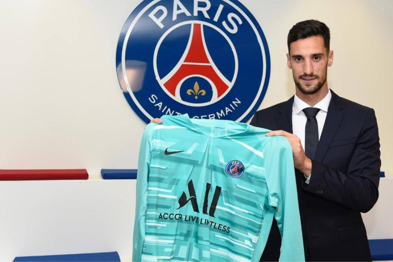 Sergio Rico deve seguir recuperação em casa (Foto: PSG/Divulgação)
