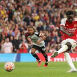 Arsenal tropeça e Manchester United vira sobre Nottingham Forest no Campeonato Inglês