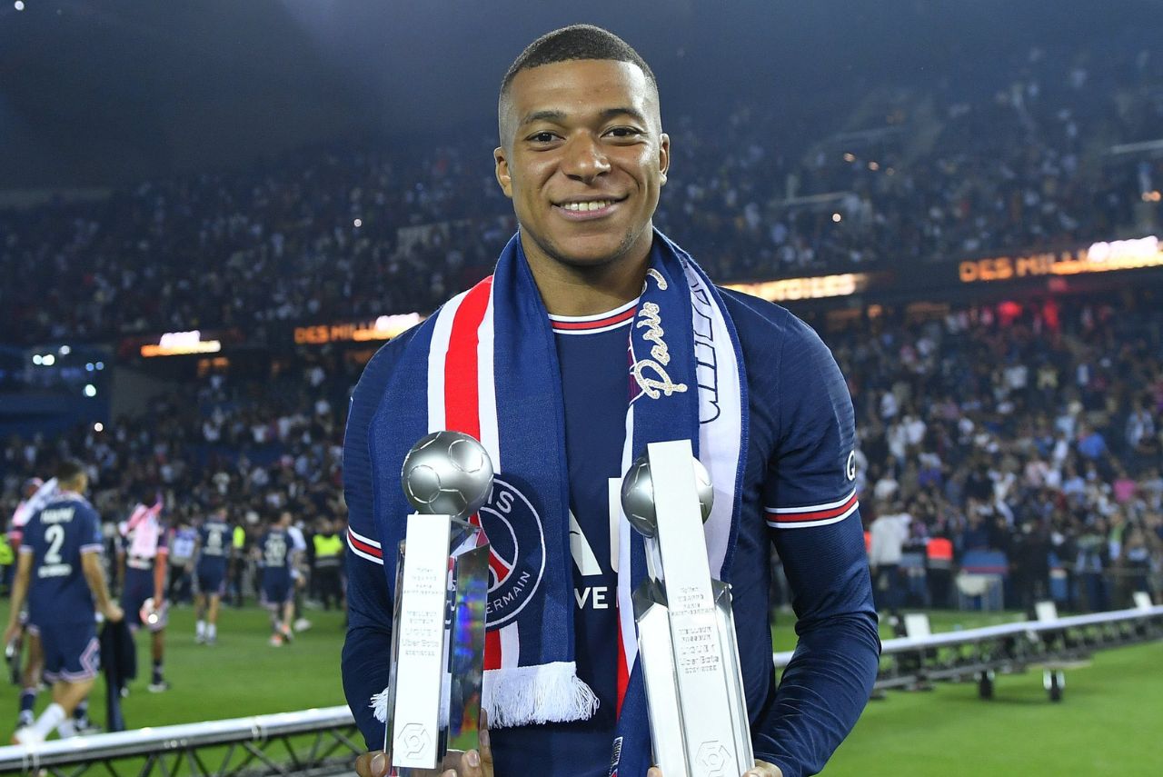 Mbappé campeão da Ligue 1 pelo PSG