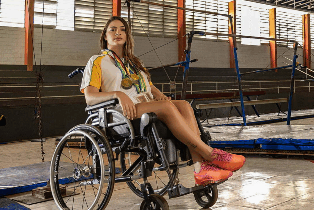 Ex-ginasta ficou tetraplégica após acidente esquiando em 2014 (Foto: Lais Souza/Divulgação)