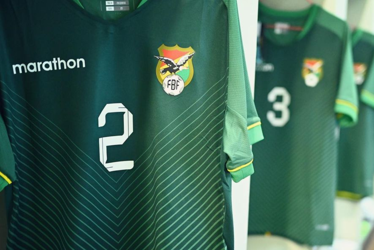 Bolívia divulgou convocados para Eliminatórias da Copa do Mundo 2026 (Foto: FBF/Instagram)