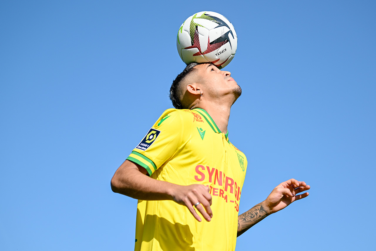 Adson, ex-Corinthians, no Nantes