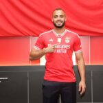 Arthur Cabral em apresentação no Benfica