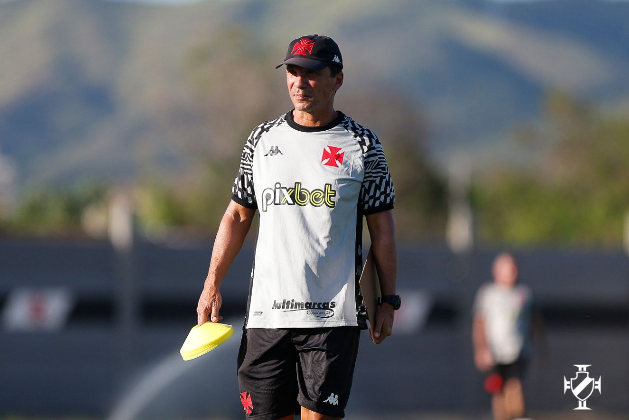 Zé Ricardo, ex-Vasco, está próximo do Cruzeiro