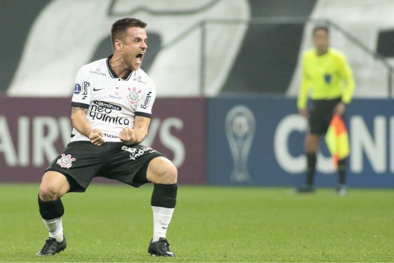 Ramiro vai receber cerca de R$ 7,5 milhões do Corinthians (Foto: Rodrigo Coca/Corinthians)