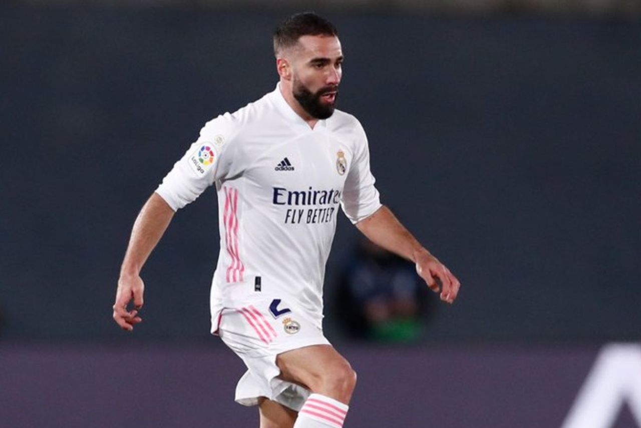 Lateral do Real Madrid está fora da estreia da Champions