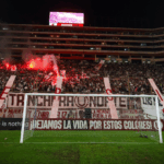 Público da final do Peruano Feminino 2023, no Estádio Monumental, quebrou recorde (Foto: Universitario/Twitter)