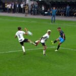 VAR não viu pênalti no lance ocorrido no final da partida.