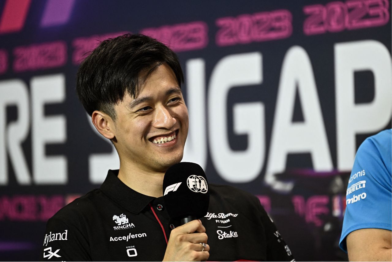 Guanyu Zhou em entrevista após GP da Singapura