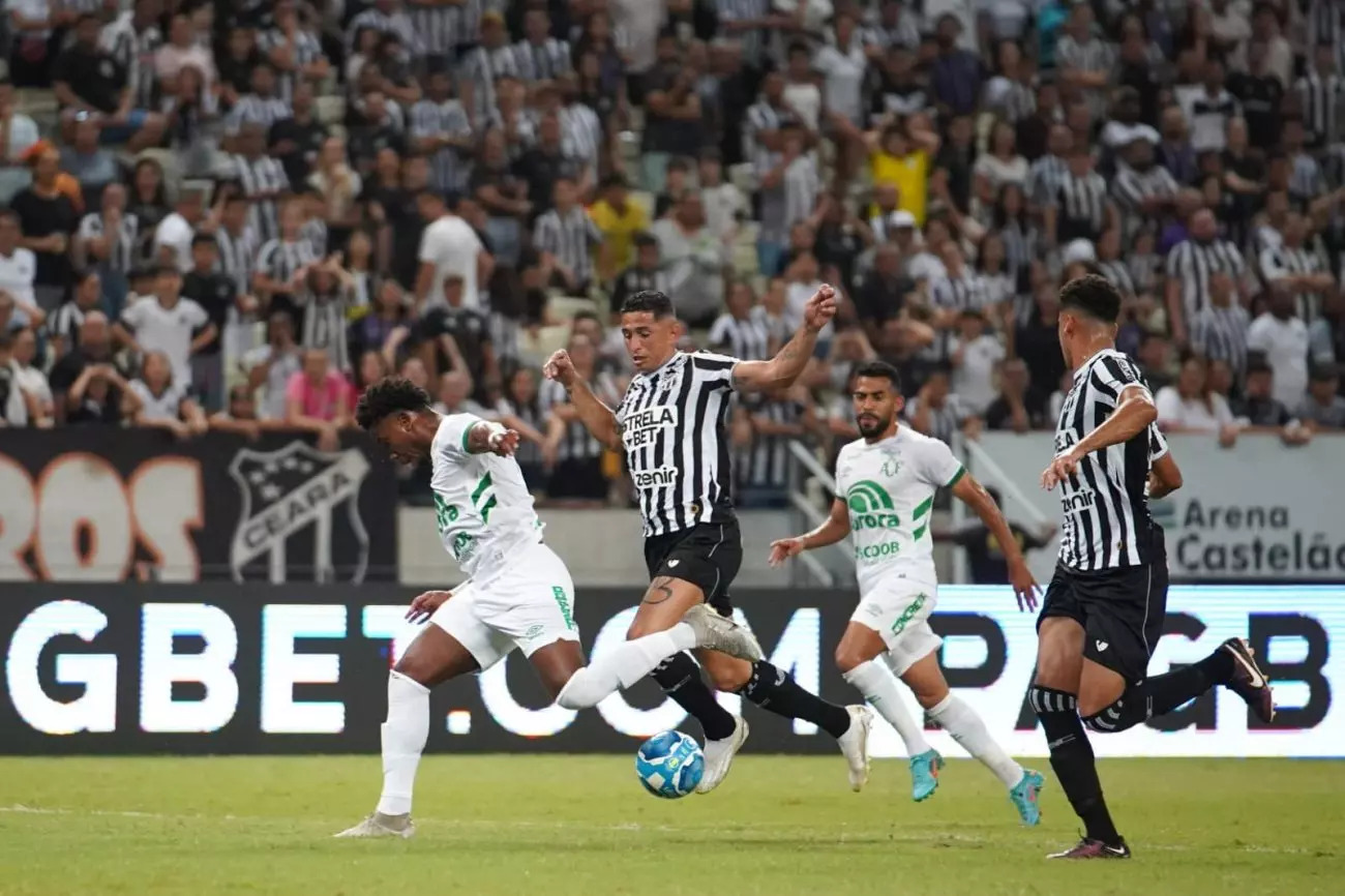 Ceará-x-Chapecoense