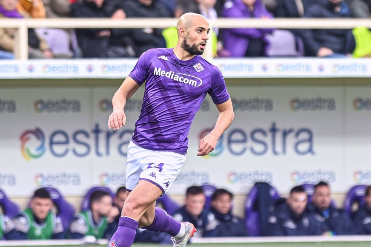 Amrabat, novo reforço do Manchester United, pela Fiorentina