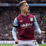 Philippe Coutinho chega por empréstimo ao Al-Duhail, do Catar (Foto: Aston Villa/Twitter)