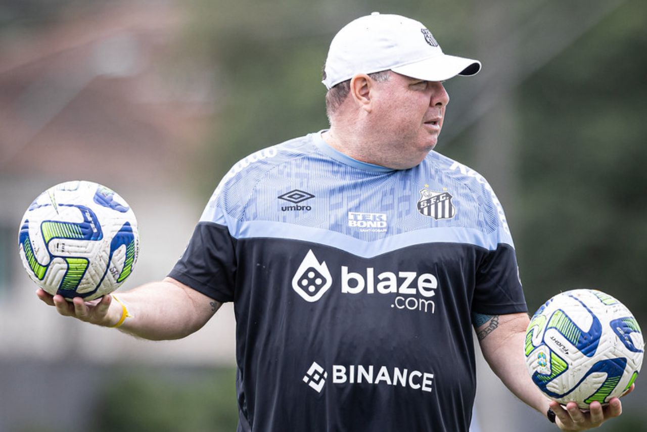 Marcelo Fernandes durante treino do Santos