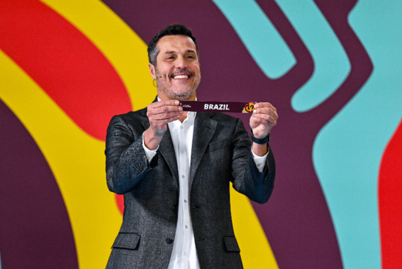 Ex-goleiro do Brasil, Júlio César participou do Sorteio