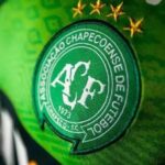 Chapecoense está entre os escudos mais bonitos na lista da FourFourTwo (Foto: Chapecoense/Divulgação)