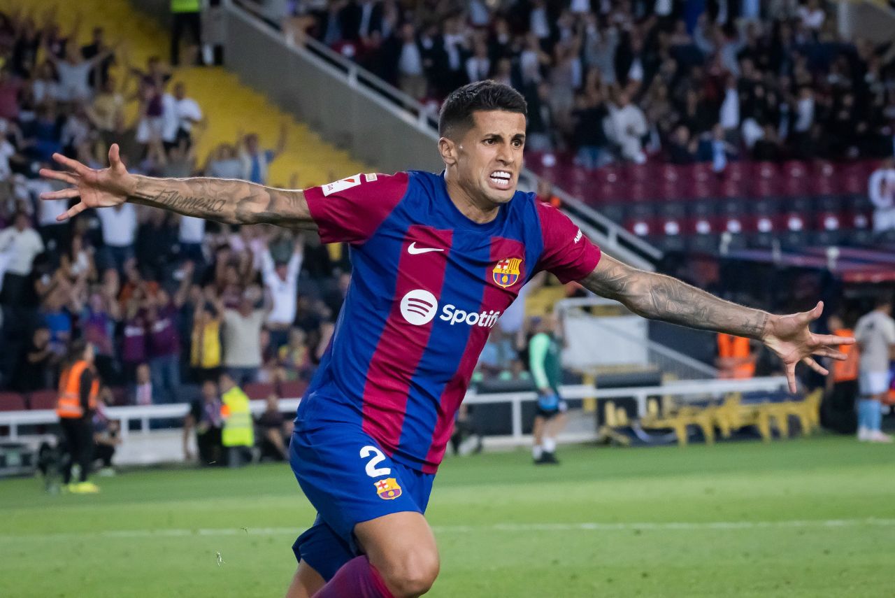 João Cancelo, Barcelona