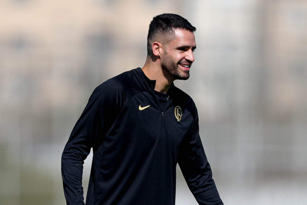 Renato Augusto em treino do Corinthians