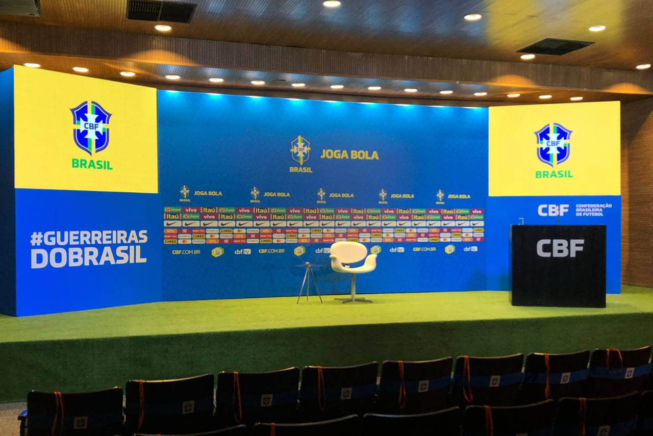 Nova comissão e convocadas da Seleção Feminina serão divulgadas hoje (1º) (Foto: Dibradoras/Twitter)