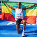 Etíope Tigst Assefa quebrou recorde mundial feminino (Foto: Sebastian Wells/Ostkreuz/BMW)