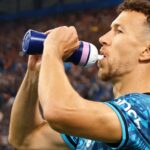 Atacante do Tottenham sofre grave lesão no joelho