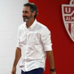 Vicente Moreno não é mais treinador do Almería (Foto: UD Almería/Divulgação)