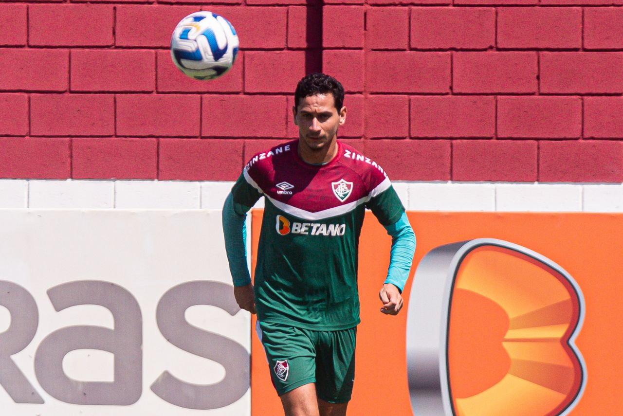 Ganso em treino do Fluminense neste domingo (24)