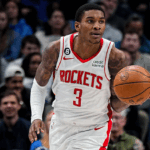 Kevin Porter Jr foi preso por agredir a namorada (Foto: Houston Rockets/Twitter)