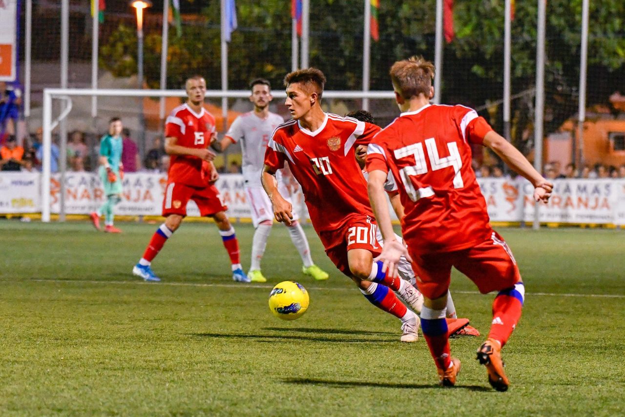 Equipes de base russas poderão participar de torneios da UEFA (Foto: RFU/Divulgação)