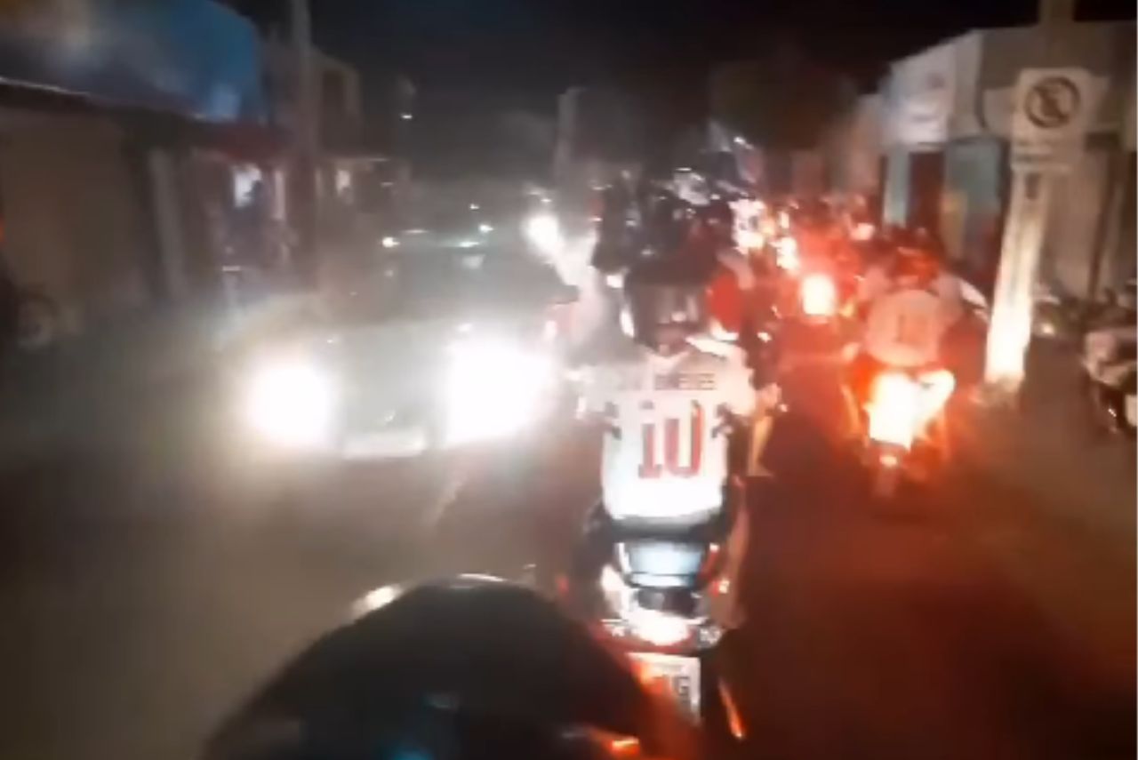 Torcedores do São Paulo foram atropelados no Ceará (Foto: Portal Sertões/Reprodução)